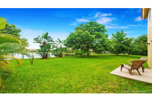 8811 SW 13th St, Pembroke Pines, FL 33025, Sold 08/15/19