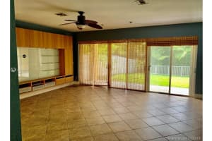 10305 NW 43rd Terrace, Doral, FL 33178, Sold 11/22/19