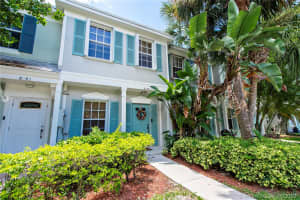 8035 Sanibel Dr, Tamarac, FL 33321, Sold 08/12/19