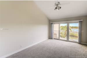 1000 US-1, Jupiter, FL 33477, Sold 11/08/19