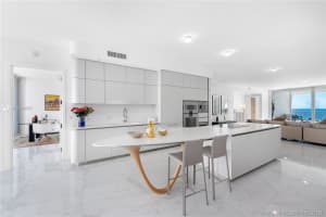 16901 Collins Ave, Sunny Isles Beach, FL 33160, Sold 03/27/20