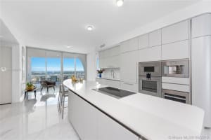 16901 Collins Ave, Sunny Isles Beach, FL 33160, Sold 03/27/20