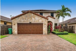 9803 NW 8th St, Miami, FL 33172, Sold 02/14/20