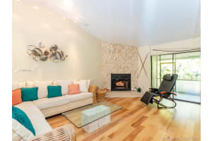 1530 Lakeview Cir, Coral Springs, FL 33071, Sold 10/18/19