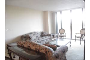 3640 Yacht Club Dr, Aventura, FL 33180, Sold 07/10/20