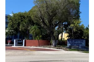 9440 Fontainebleau Blvd, Miami, FL 33172, Sold 09/20/19