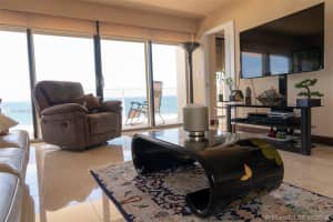 5757 Collins Ave # 305, Miami Beach, FL 33140, Sold 12/17/19