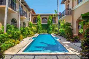 441 Island Dr, Key Biscayne, FL 33149, Sold 06/25/20
