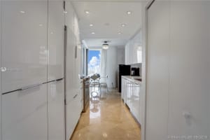 Island Blvd, Aventura, FL 33160, Sold 04/17/20