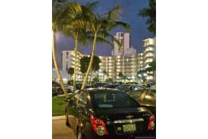 3401 N Country Club Dr, Aventura, FL 33180, Sold 09/12/19