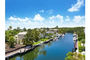 6860 Sunrise Ct, Coral Gables, FL 33133, Sold 02/19/20