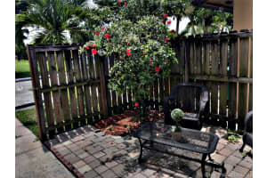 19336 NW 67th Pl, Hialeah, FL 33015, Sold 07/30/19
