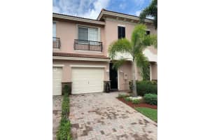 271 Las Brisas Cir, Weston, FL 33326, Sold 08/08/19