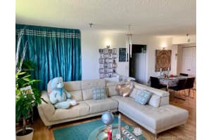 671 NE 195th St #224e, Miami, FL 33179, Sold 03/13/20