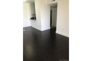 8185 NW 7th St, Miami, FL 33126, Sold 08/29/19