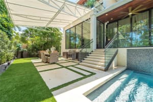 380 N Hibiscus Dr, Miami Beach, FL 33139, Sold 08/28/19