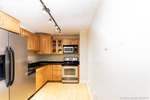 20100 W Country Club Dr, Aventura, FL 33180, Sold 01/15/20