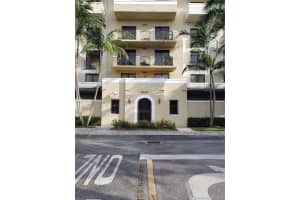 8440 SW 8th St #203a, Miami, FL 33144, Sold 11/14/19