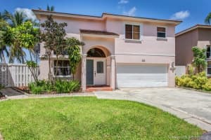 320 SW 99th Ave, Pembroke Pines, FL 33025, Sold 08/08/19