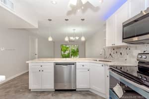 5510 N Lakewood Cir, Margate, FL 33063, Sold 07/31/19