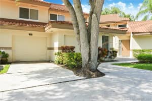 954 NW 92nd Terrace, Plantation, FL 33324, Sold 11/15/19