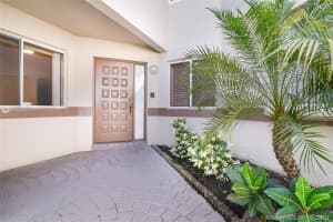 954 NW 92nd Terrace, Plantation, FL 33324, Sold 11/15/19