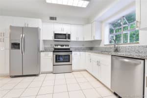 954 NW 92nd Terrace, Plantation, FL 33324, Sold 11/15/19