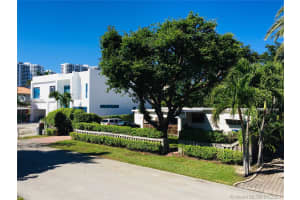 245 189th Terrace, Sunny Isles Beach, FL 33160, Sold 03/05/20