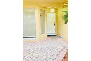 10237 NW 51st Terrace, Doral, FL 33178, Sold 09/24/19
