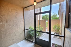 12008 S Las Palmas Dr, Pembroke Pines, FL 33025, Sold 08/13/19