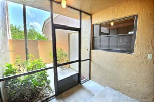 12008 S Las Palmas Dr, Pembroke Pines, FL 33025, Sold 08/13/19
