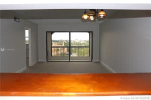 10255 NW 9th St Cir, Miami, FL 33172, Sold 08/26/19