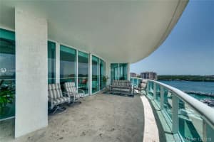 1000 South Pointe Dr, Miami Beach, FL 33139, Sold 05/06/20