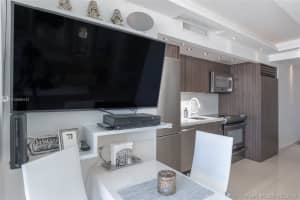 401 Ocean Dr, Miami Beach, FL 33139, Sold 11/15/19