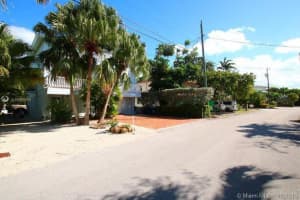 29 South Dr, Key Largo, FL 33037, Sold 08/30/19
