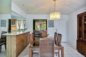 9150 Fontainebleau Blvd, Miami, FL 33172, Sold 09/27/19