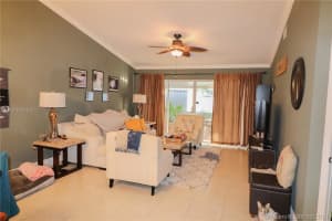 11121 SW 10th Pl, Davie, FL 33324, Sold 11/29/19
