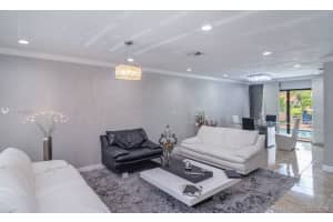 18873 NW 77th Ct, Hialeah, FL 33015, Sold 09/20/19