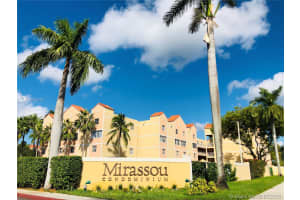 6195 NW 186th St, Hialeah, FL 33015, Sold 09/17/19