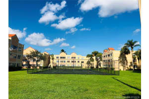 6195 NW 186th St, Hialeah, FL 33015, Sold 09/17/19