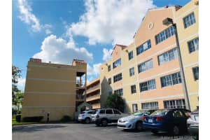 6195 NW 186th St, Hialeah, FL 33015, Sold 09/17/19