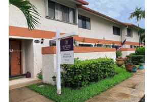 4229 SW 70th Terrace, Davie, FL 33314, Sold 09/27/19