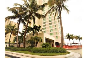 800 Claughton Island Dr, Miami, FL 33131, Sold 09/13/19