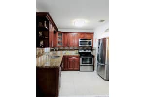 18961 NW 84th Ct, Hialeah, FL 33015, Sold 09/23/19