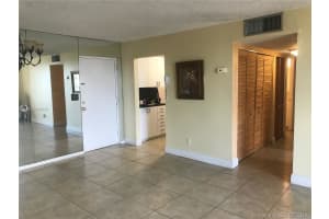 8501 NW 8th St, Miami, FL 33126, Sold 11/08/19