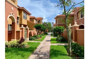 629 SW 107th Ave, Pembroke Pines, FL 33025, Sold 09/12/19