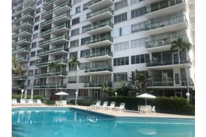 1408 Brickell Bay Dr # 907, Miami, FL 33131, Sold 12/30/19