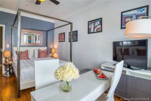 3710 Collins Ave, Miami Beach, FL 33140, Sold 11/05/19