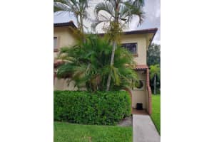 8801 NW 48th St, Sunrise, FL 33351, Sold 10/08/19