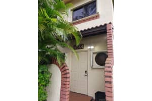 8801 NW 48th St, Sunrise, FL 33351, Sold 10/08/19